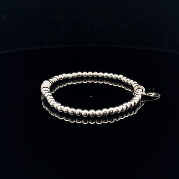925 Sterling Silver Beaded Stretch Stacking Bracelet MOP Letter Initial O - Picture 3 of 6